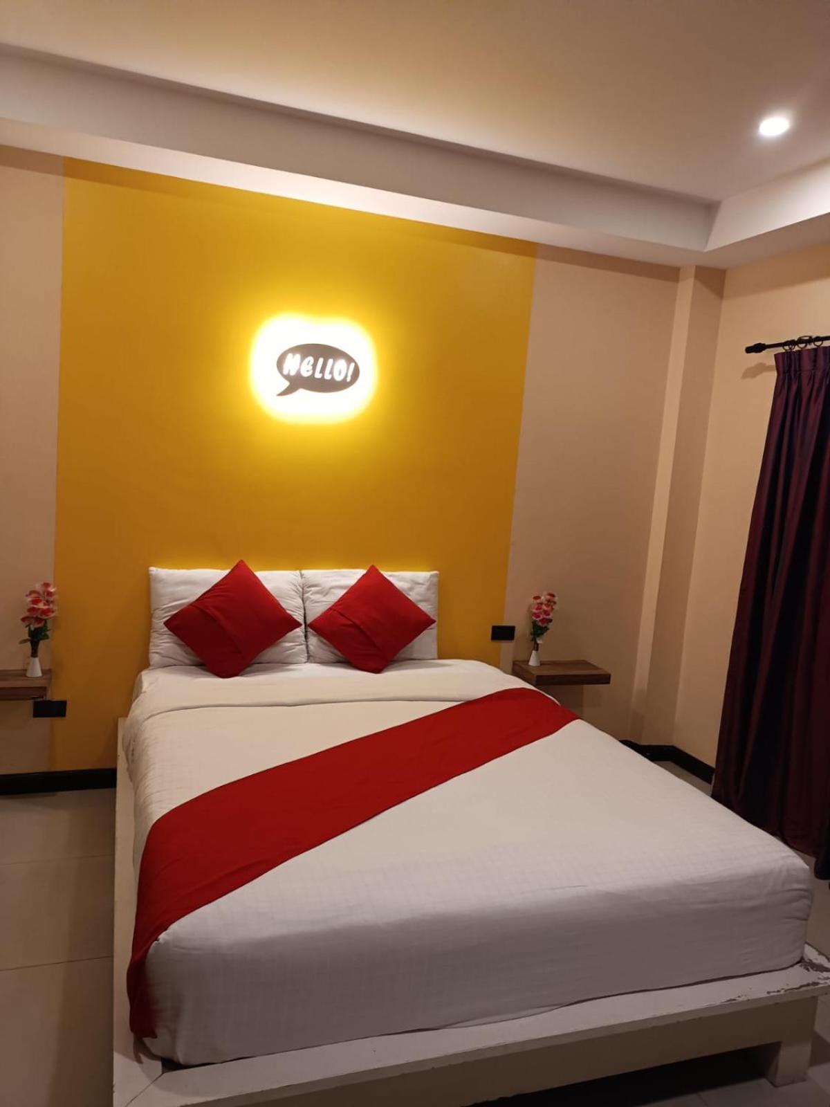 Aura Inn Rooms Pattaya Exterior photo