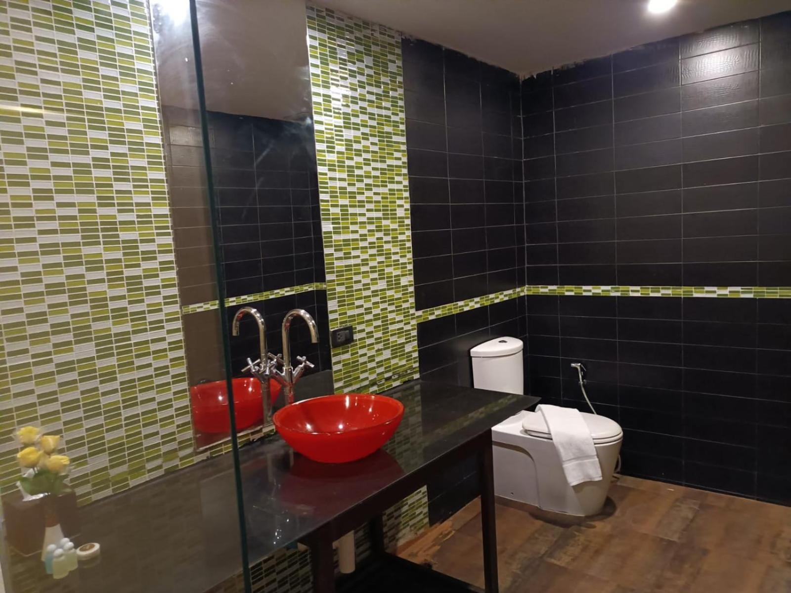 Aura Inn Rooms Pattaya Exterior photo